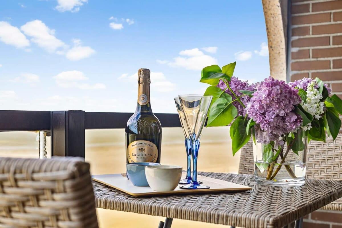 Huswell - Studio With Great Sea View On Terrace 크노케-하이스트 외부 사진