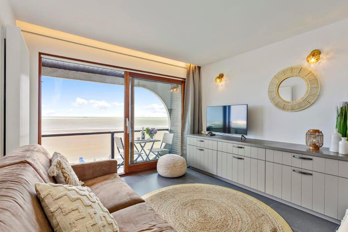 Huswell - Studio With Great Sea View On Terrace 크노케-하이스트 외부 사진